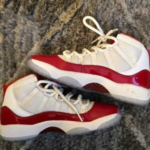 NIKE JORDAN Stylish Red and White Sneakers BOYS Size 7